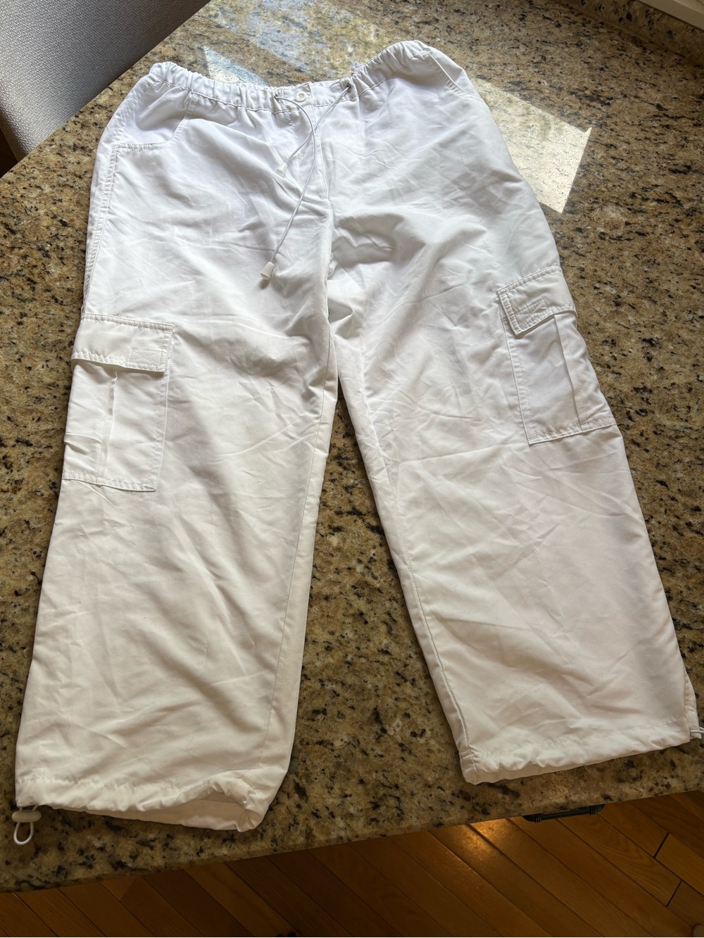 Mia Linea Women’s White Cargo Drawstring Pants - Size 8